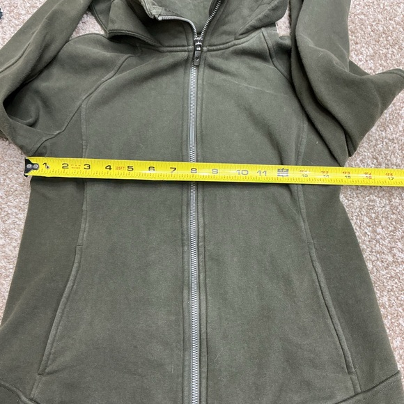 lululemon hooded radiant dark olive jacket - Picture 4 of 7